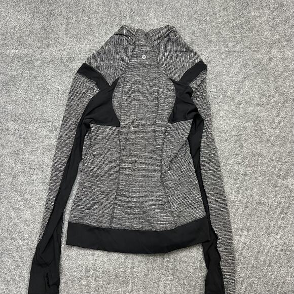 Lululemon Jacket Womens 8 Gray Black Full Zip Asymmetrical Athleisure Thumbholes - Picture 6 of 12